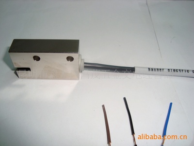 Baumer FEG12.24.15傳感器現(xiàn)貨特惠，詳解接近開(kāi)關(guān)技術(shù)參數(shù)與應(yīng)用